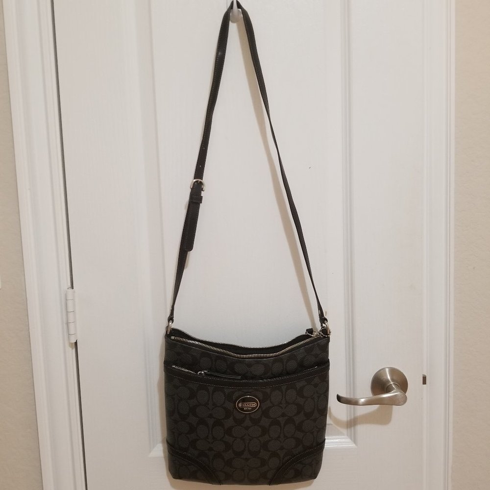 BRAND NEW Coach bag